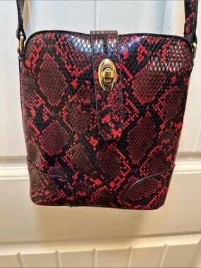 Red Snake-Print Crossbody Bag with Gold Turn-Lock